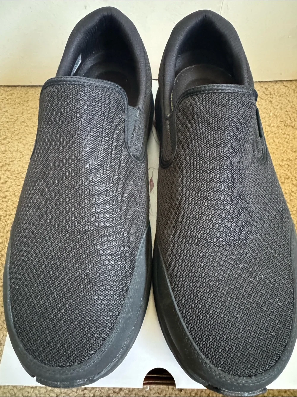 sketchers archfit